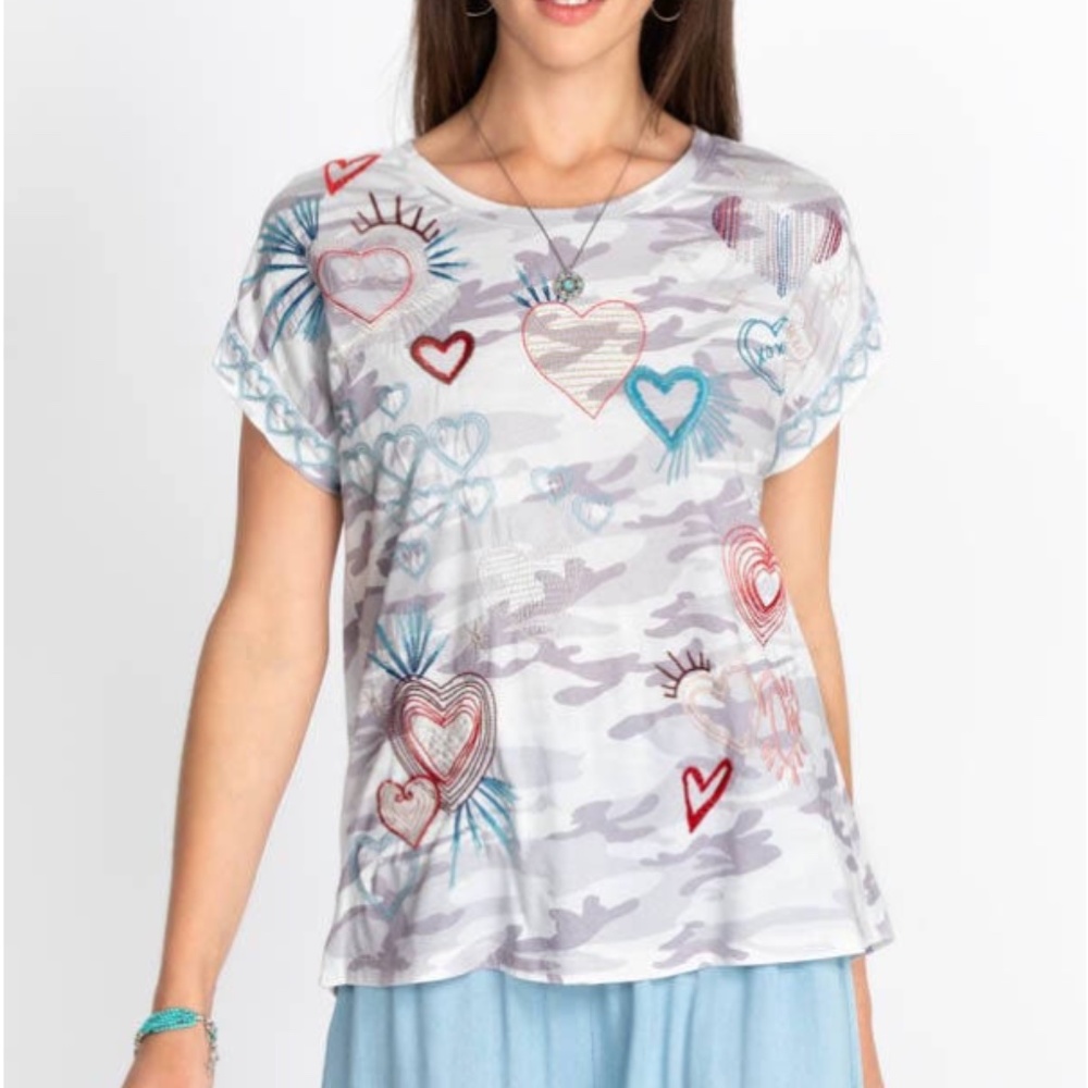 Johnny Was Amour Camo Knit Tunic White Short Sleeve Embroidered Valentine Heart